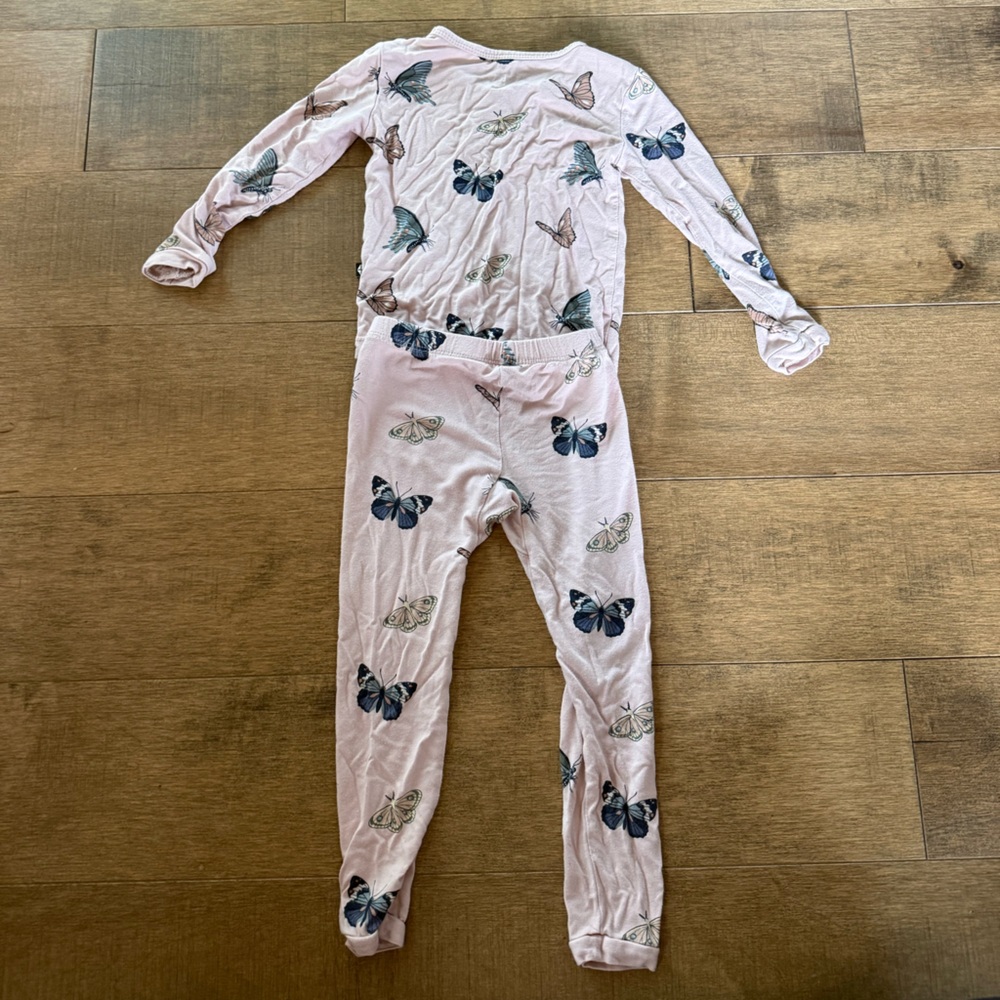 Kyte Baby Blush Butterfly 2 piece Long Sleeve Set - Picture 2 of 5